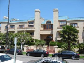 Lovely Wilshire IX Condominium Located at 1133 9th Street #311 was Just Sold