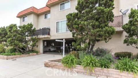 Splendid Sunrise Manor Townhouse Located at 315 W Alameda Avenue #6 was Just Sold