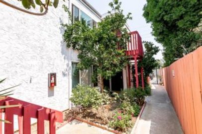 Charming Newly Listed 4753 35th St Condominium Located at 4753 35th Street #6