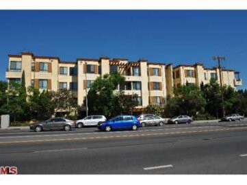 Outstanding Laurel Bliss Condominium Located at 6938 Laurel Canyon Boulevard #201 was Just Sold