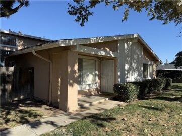 1315 Via Santiago #A Photo