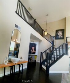 32566 Hupa Photo
