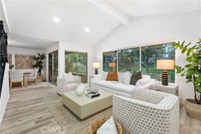 16 E Yale Loop #28 Photo