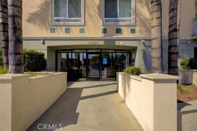 13941 Sherman Way Boulevard Photo