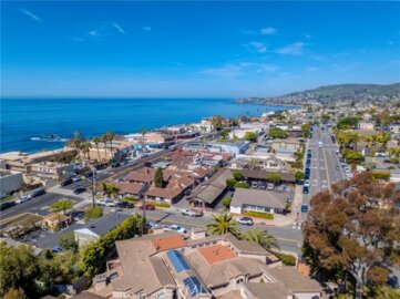 247 Calliope Street Photo