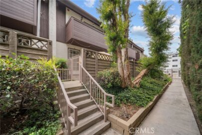 7130 Glade Avenue #J Photo
