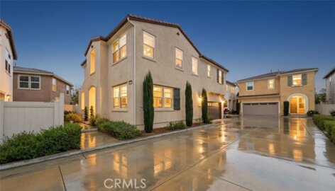 40146 Calle Real Photo