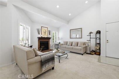 18408 Hatteras Street #14 Photo