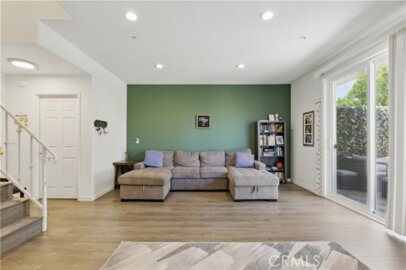 11445 Moorpark Street #12 Photo