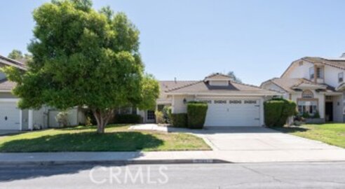 Gorgeous Alta Murrieta Single Family Residence Located at 39544 Via Dominique was Just Sold