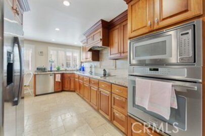 Lovely Bixby Riviera Condominium Located at 6216 Riviera was Just Sold