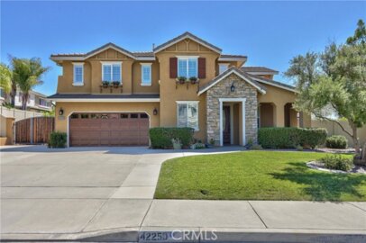 42250 Wyandotte Street Photo
