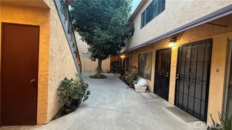 7904 Laurel Canyon #12 Photo