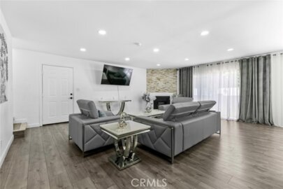 8801 Cedros Avenue #7 Photo