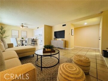 Delightful Tustin Park Villas Condominium Located at 1881 Mitchell Avenue #8 was Just Sold