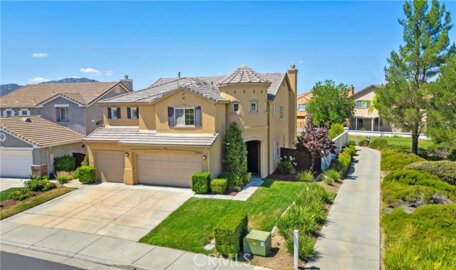 45435 Tioga Street Photo