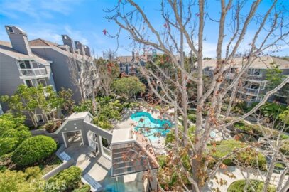 20301 Bluffside Circle #D401 Photo