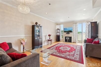 19350 Sherman Way #335 Photo
