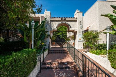 5333 Zelzah Avenue #102 Photo