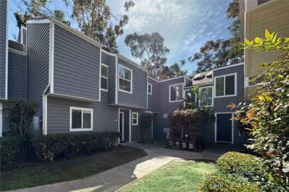 Splendid Vista Verde Townhomes Townhouse Located at 22263 Vista Verde Drive was Just Sold