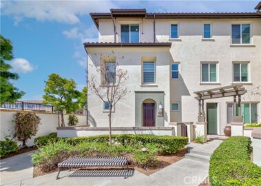 8282 Celestial Avenue Photo