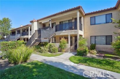 Splendid Lincoln View Condominium Located at 43131 Wall #H was Just Sold