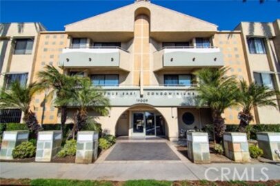 Amazing Newly Listed Park Avenue East Condominium Located at 19009 Sherman Way Way #30