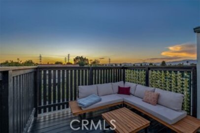 Splendid Newly Listed California Place Condominium Located at 18645 Hatteras Street #230