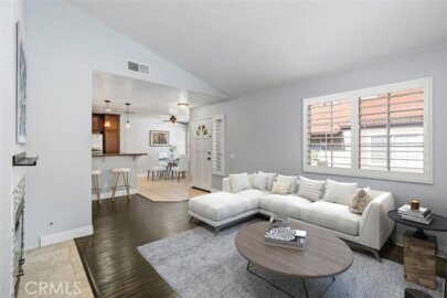 21227 Camelia #18 Photo