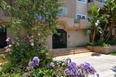 Fabulous Newly Listed 4230 Colfax Ave Condominium Located at 4230 Colfax Avenue #201