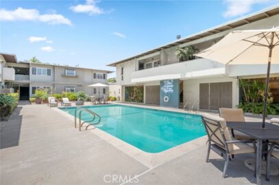 1722 Westcliff Drive #11 Photo
