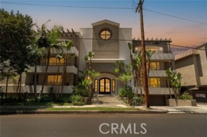 Charming Newly Listed Continental at Sherman Oaks Condominium Located at 4637 Willis Avenue #201