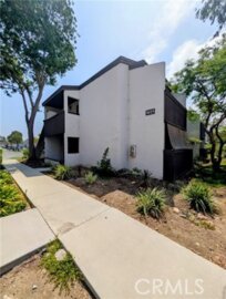 Terrific Newly Listed Park Villas South Studio Located at 8019 Caminito De Pizza #B