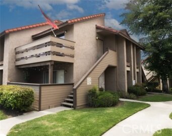 Delightful Windwood Condominium Located at 1585 Border Avenue #D was Just Sold