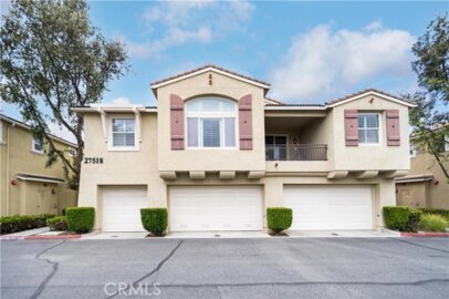 27518 Hazelhurst Street #1 Photo