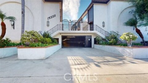 Outstanding Newly Listed Dickens Street Townhomes Townhouse Located at 14332 Dickens #19