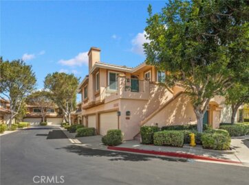3407 Ladrillo Aisle Photo