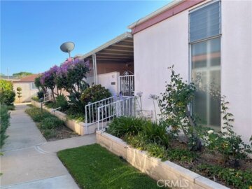 777 E Valley #52 Photo