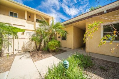 8120 Canby Ave #6 Photo