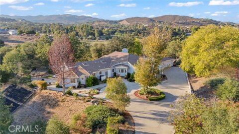 37215 Avenida La Cresta Photo