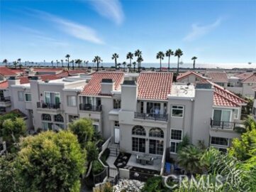 Stunning Newly Listed Seacliff on the Greens Townhouse Located at 19476 Riverdale Lane