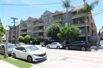 Magnificent Newly Listed Dickens Oaks Condominium Located at 14960 Dickens Street #312