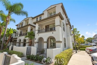 This Amazing Founders Walk Condominium, Located at 11 Travis Road, is Back on the Market