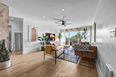 8400 De Longpre #212 Photo