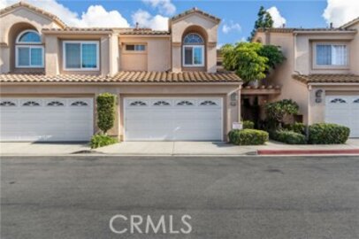 Impressive Newly Listed Las Palmas Townhouse Located at 28 Almador