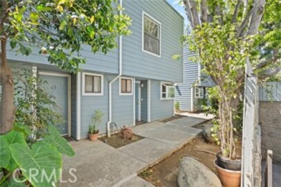 Phenomenal Aspen Village Condominium Located at 15113 Saticoy Street #14 was Just Sold