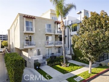 Beautiful Newly Listed Hollywood Gate Homes Condominium Located at 1023 Wilcox Avenue #102