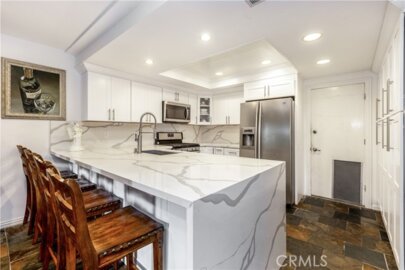2510 N Tustin #B Photo