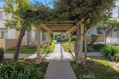 18408 Hatteras Street #44 Photo