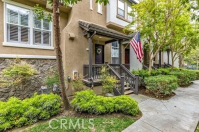 Phenomenal Newly Listed Camden Park Townhouse Located at 11 Kenilworth Lane #145